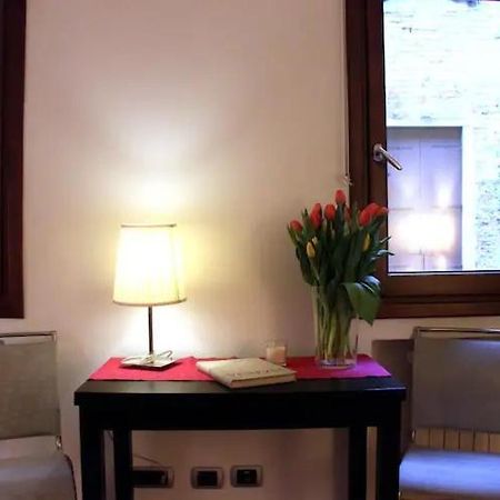 San Polo Feel The Center Appartement Venetië Buitenkant foto